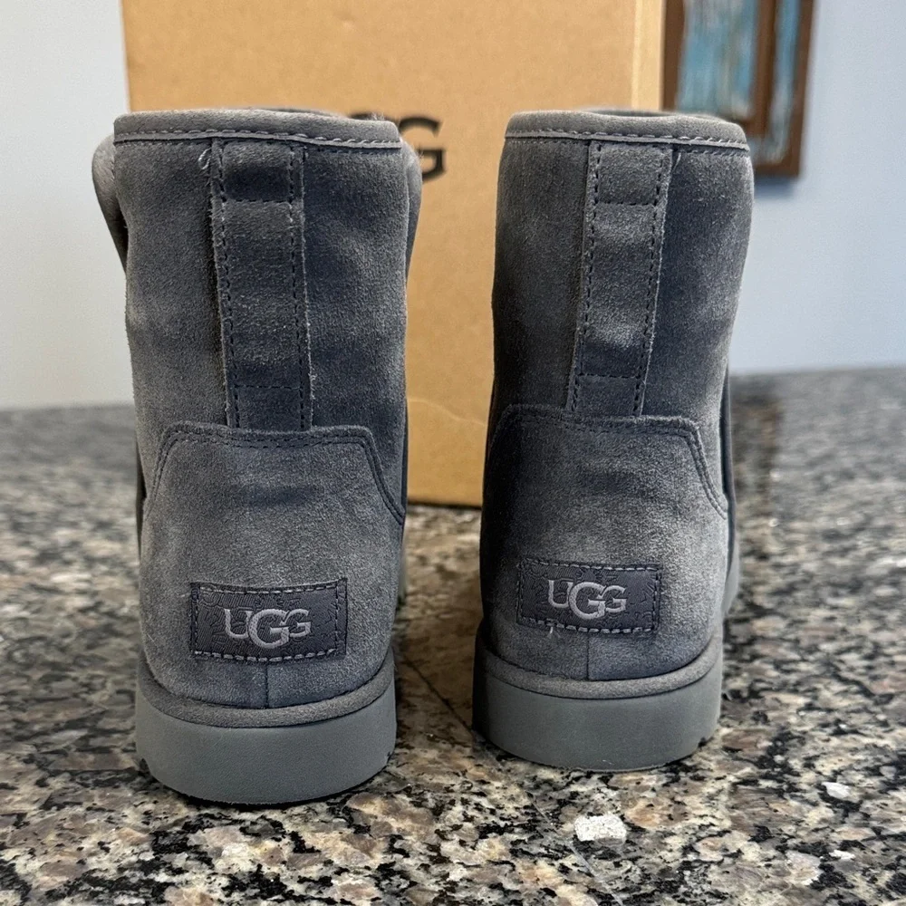 UGG Cory ll gray Suede Ankle Boots NEW